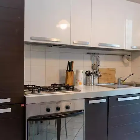 アパート Ampio Trilocale Con Garage, 2 Terrazzi E Wifi *